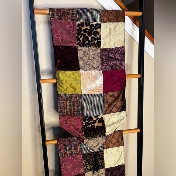 Borgata Luxury Patchwork Table Runners (2) - Picture 1 of 12
